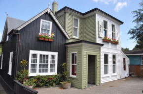 Issey Manor, New Plymouth
